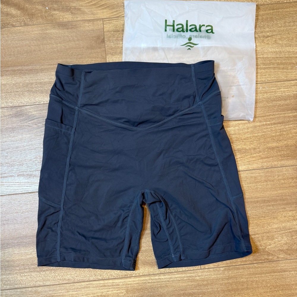 Halara Biker Shorts 7” in grey
